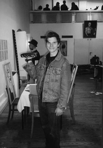 Mit Affirmation in Ausstellung