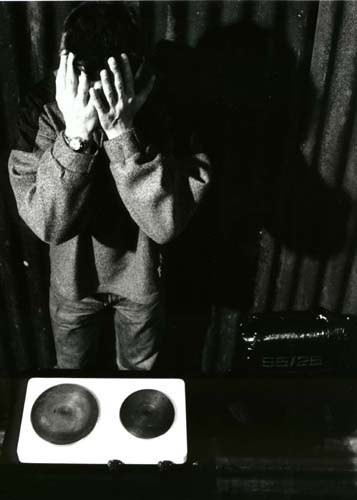 Mit Herdplatte und Bitumensack